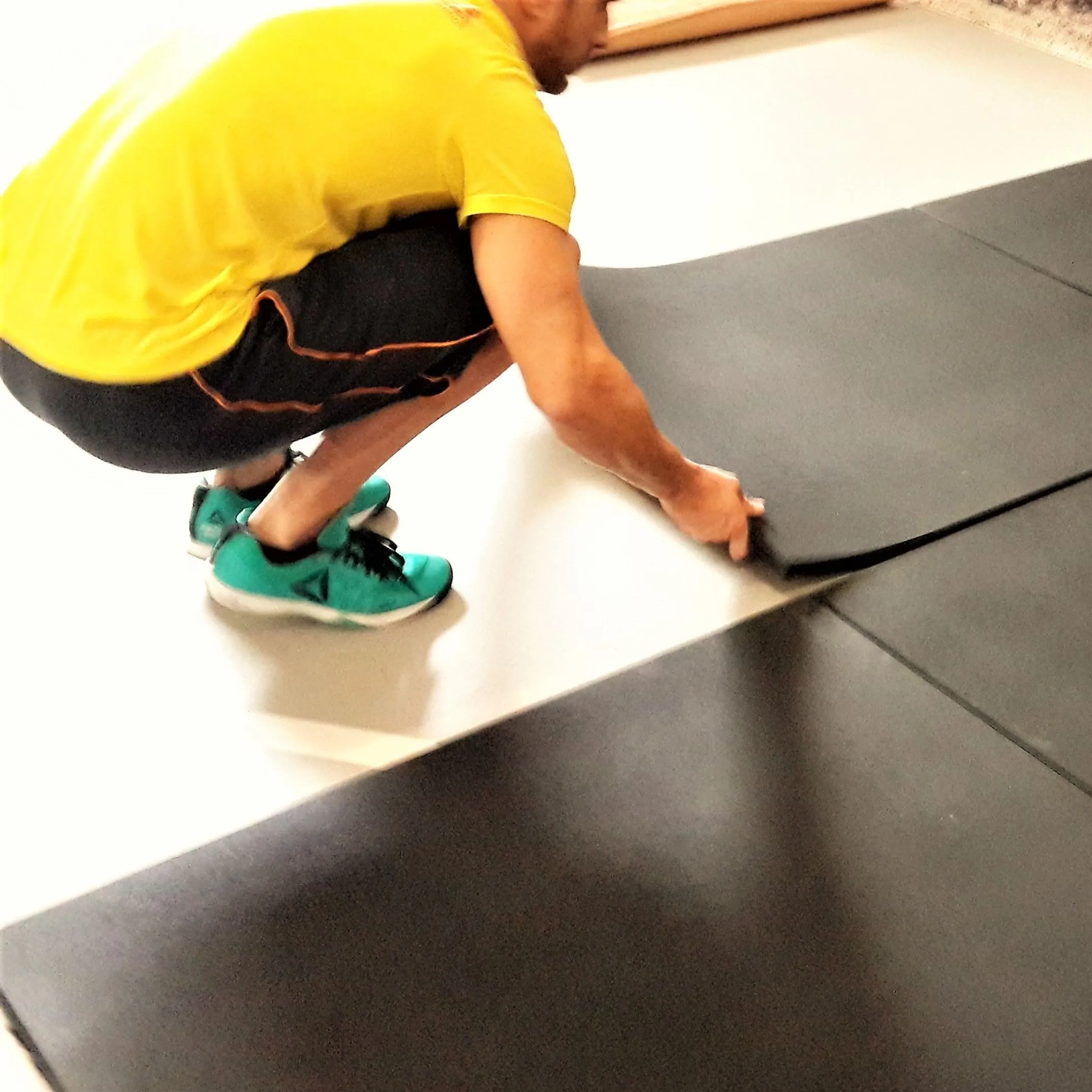 Flatline Pro Black Rubber Gym Flooring 1m x 1m x 20mm from Cannons UK, (bulk discounts available)