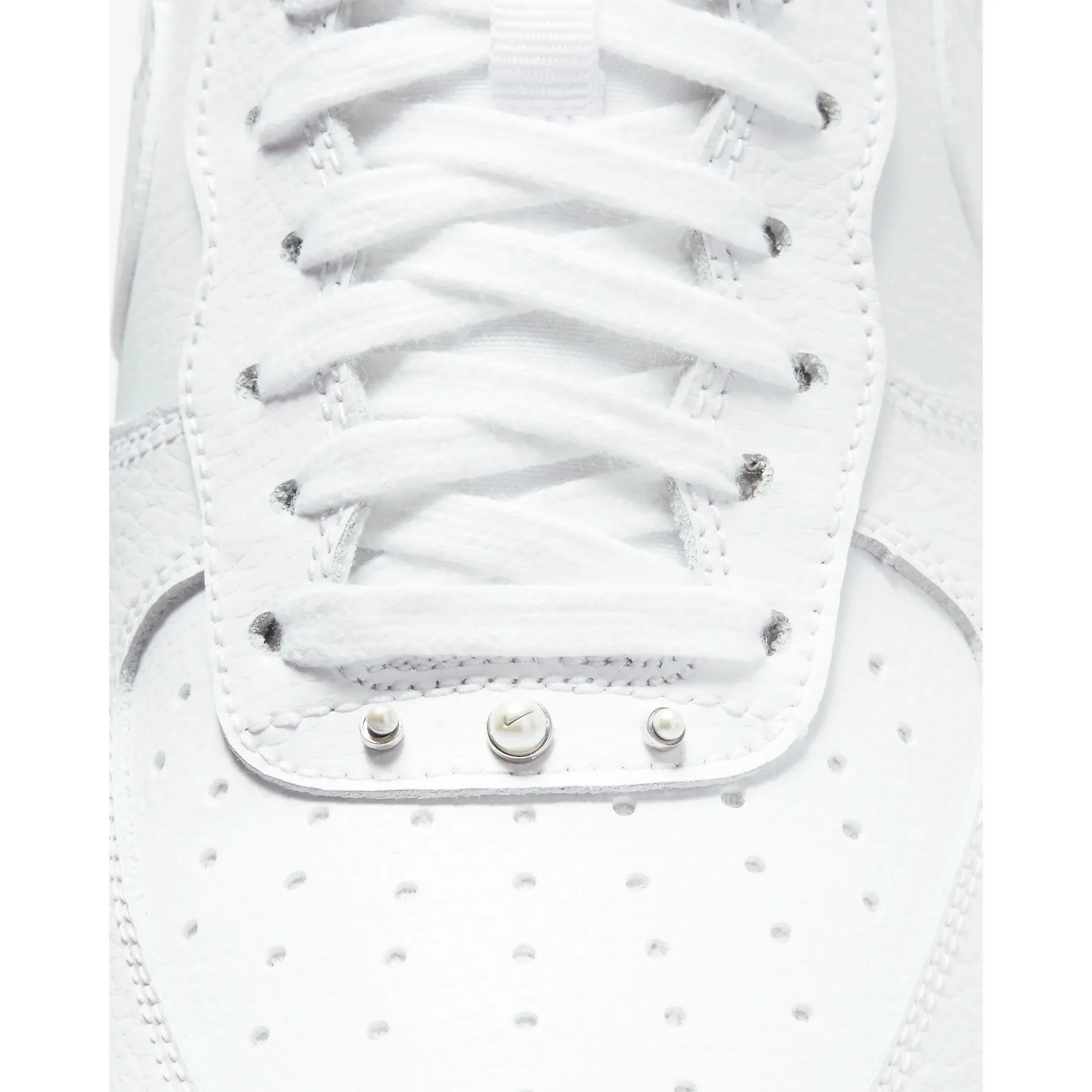 Nike Women's Air Force 1 '07 SE Shoes - White / Metallic Silver / Black