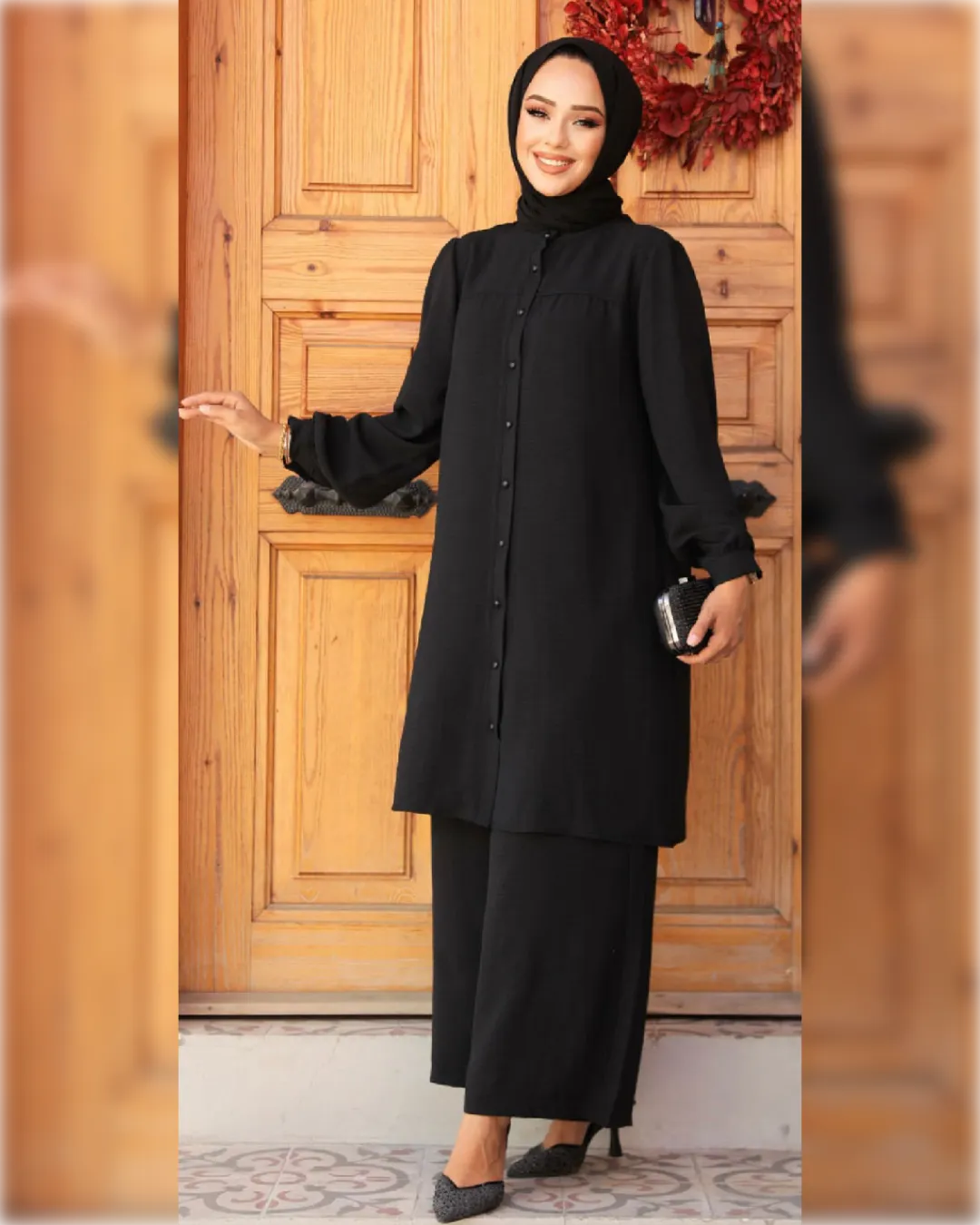 Salma Aerobin 2-Pieces Outfit in Black Shade  طقم سلمى من نسيج  الآيروبين المكون من قطعتين باللون الأسود الجميل