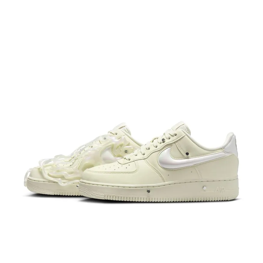 W Nike Air Force 1 '07 LX FZ2602-001